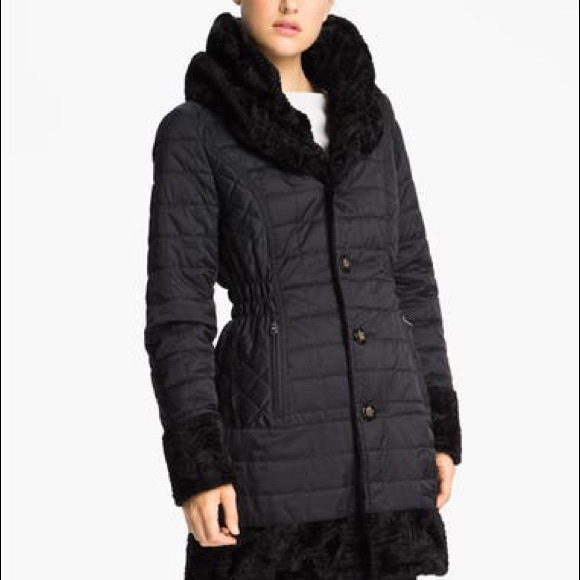 Reversible Storm Coat
LAUNDRY BY SHELLI SEGAL - Picture 1 of 3